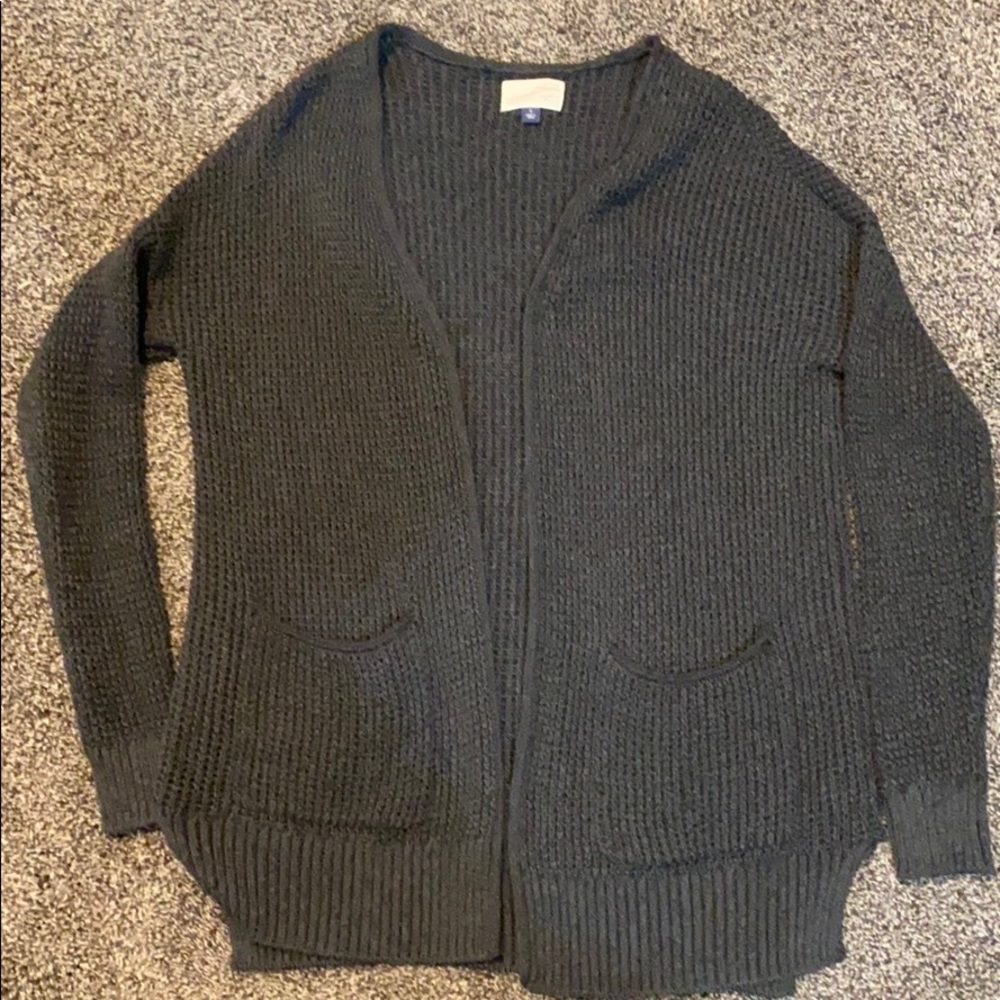 Faded black Universal Thread cardigan with pockets